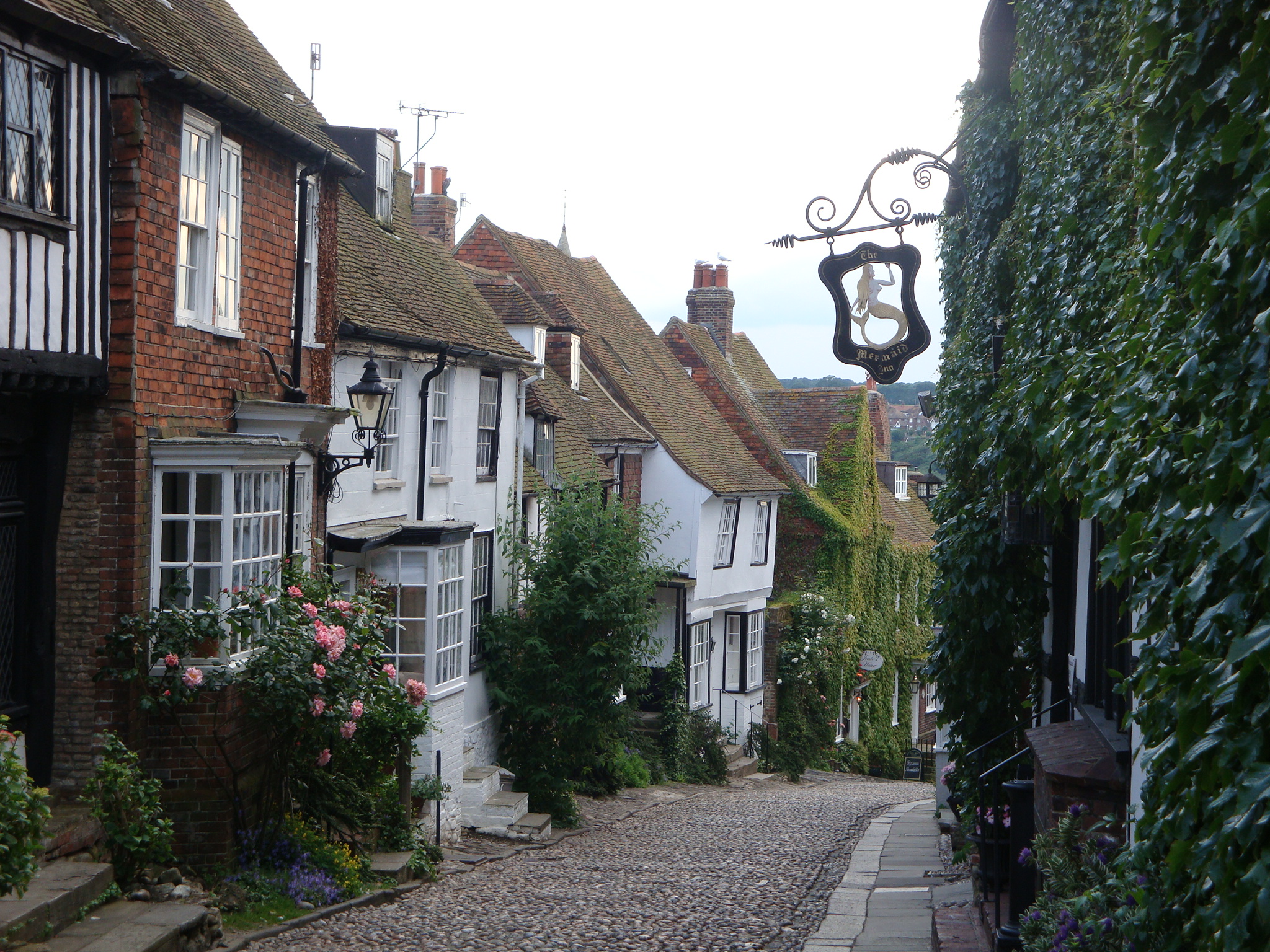 Entrance to the Mermaid Inn